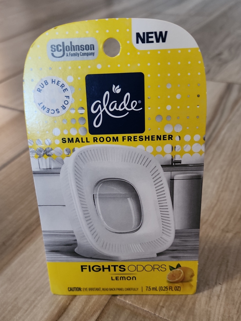 NWT Glade Lemon Odor Fighter Room Freshener